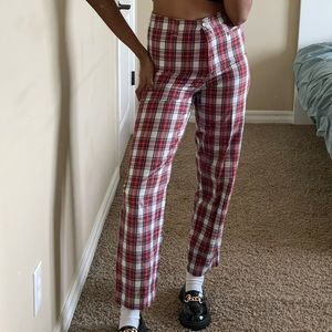 TOMMY HILFIGER plaid straight leg pants
thrifted - fits like a 2-4